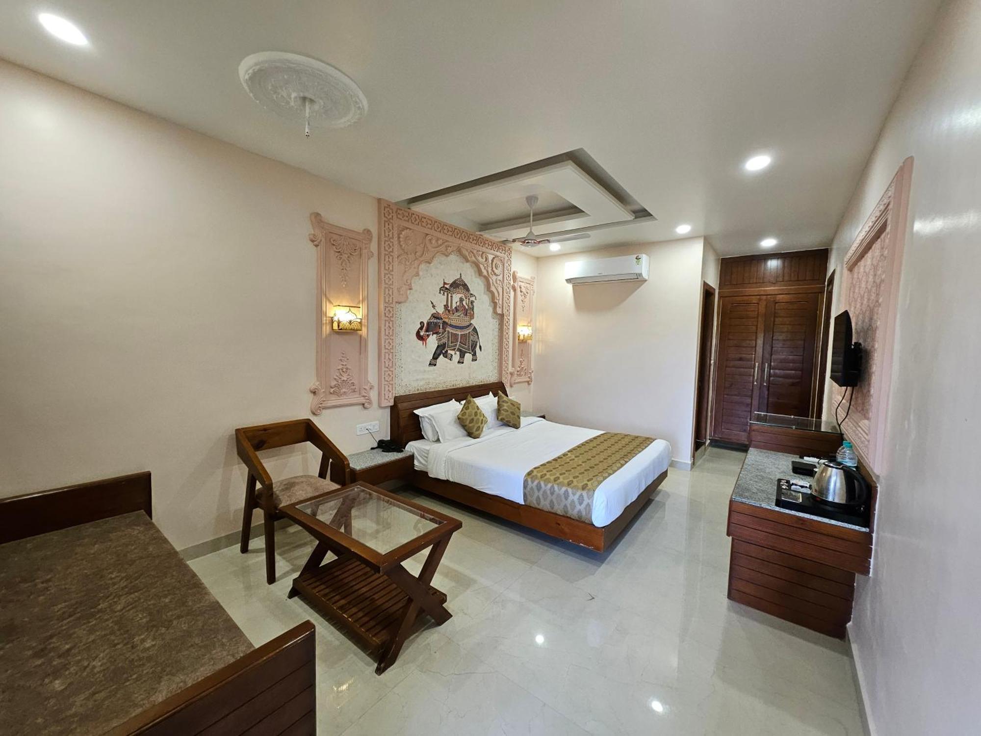 The Mewar Palace And Resort Shivpurī Екстериор снимка