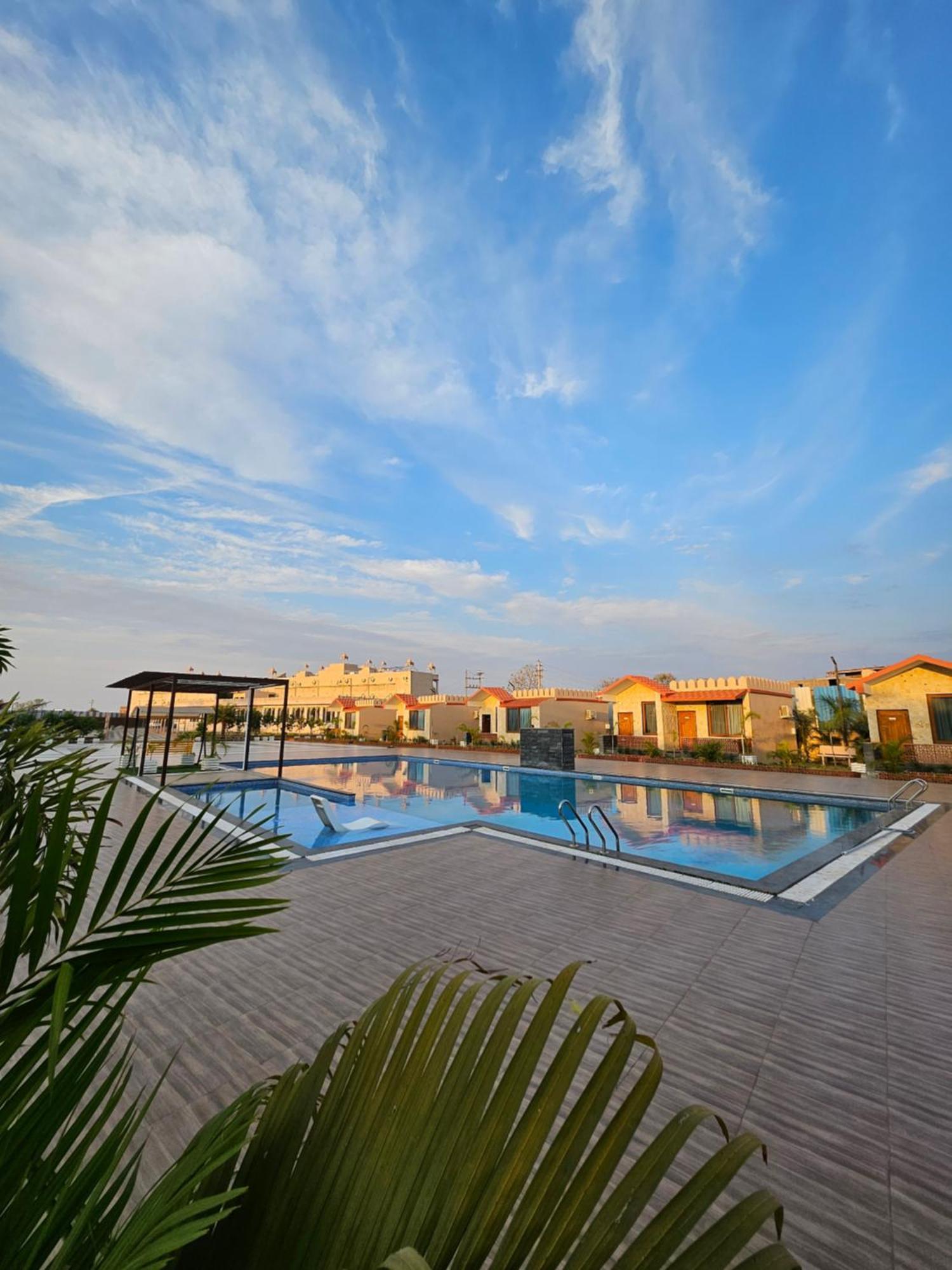 The Mewar Palace And Resort Shivpurī Екстериор снимка